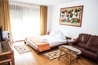 Апарт-отели Club Residence Apartments Нептун Апартаменты с 3 спальнями-1